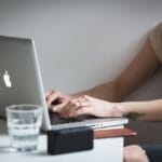 laptop-2562361_1280