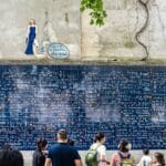 Wilgotne drewno kominkowe po czym je poznasz i dlaczego niszczy twój komin